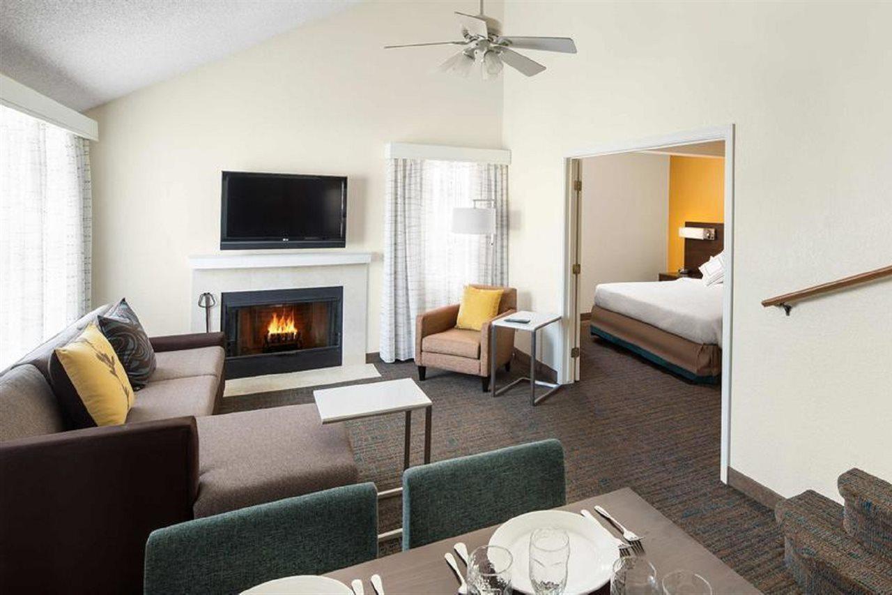 Pasadena Hotel